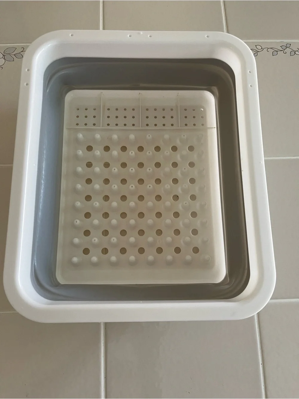 Compact Collapsible Dish Drying Rack - White & Gray